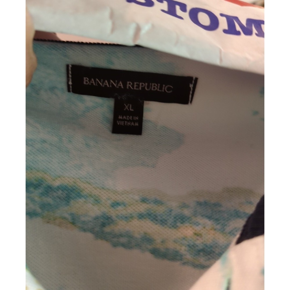 Mens Banana Republic Hawaiian Print Short Sleeve XL Perfect Condition! - Picture 3 of 3